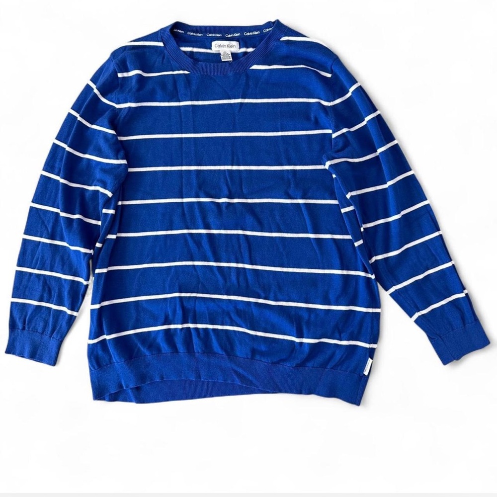 Calvin Klein Women's Striped Long Sleeved‎ Striped Sweater large blue white